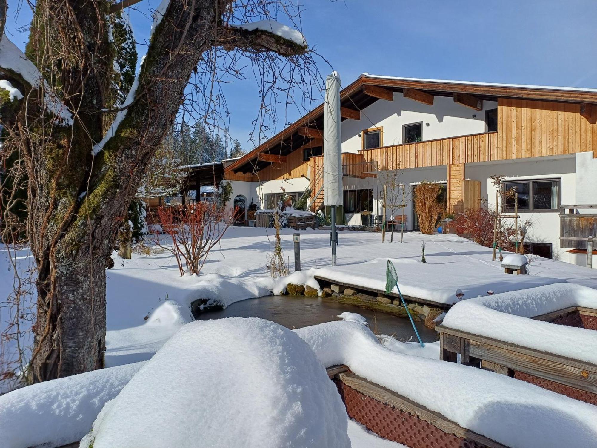 Landhaus Almdorf Hotel Санкт Йохан ин Тирол Екстериор снимка